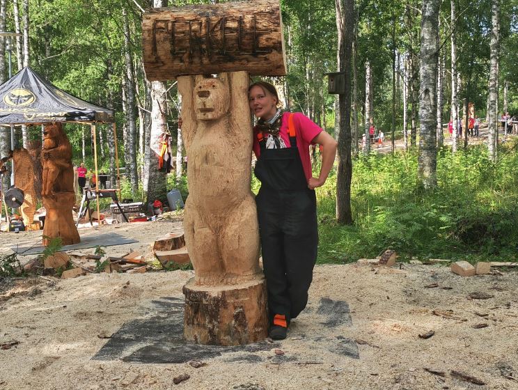 Karhunveistokilpailu, Marika Kylmä ja teos Sisukas karhu.